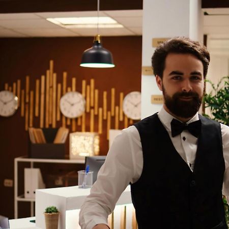Rg Boutique Hotel Yerevan Bagian luar foto